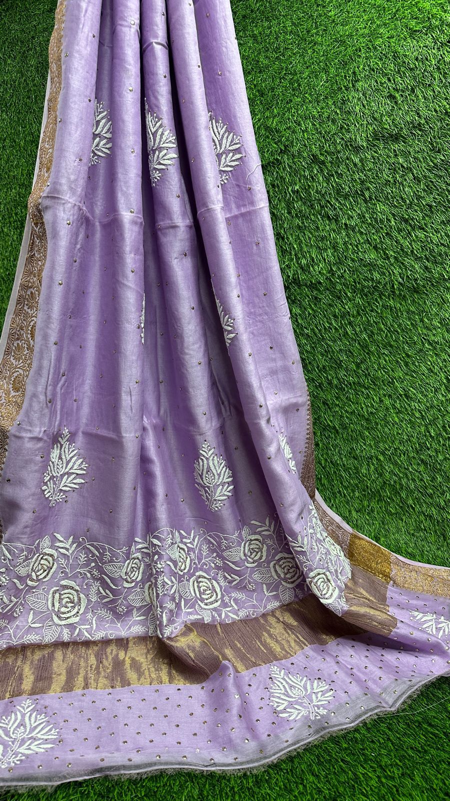 Noor-e-Maheshwari Silk Saree